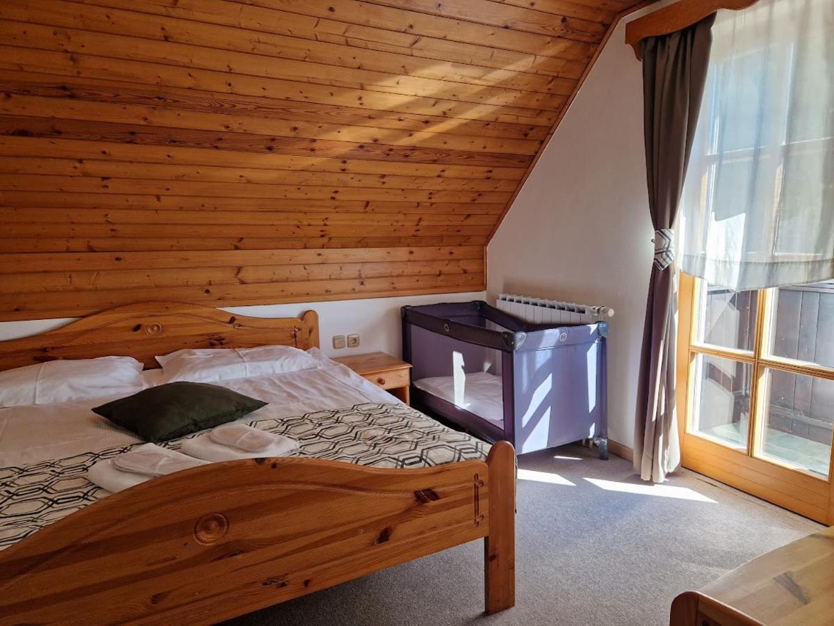 Guesthouse Jelenov Greben بوتْشيترتيك المظهر الخارجي الصورة