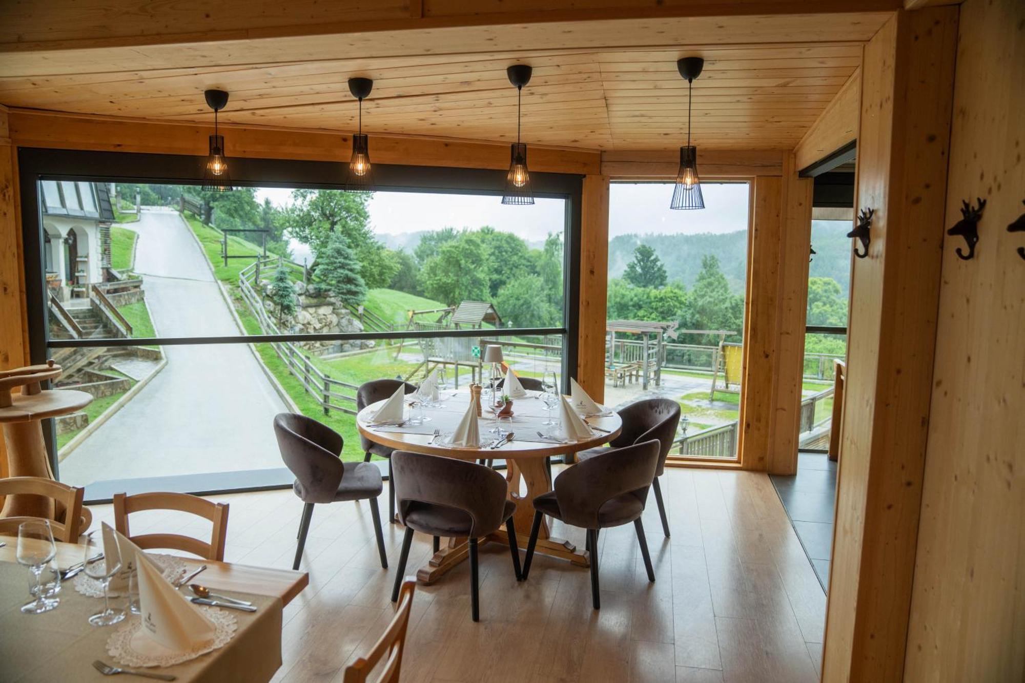 Guesthouse Jelenov Greben بوتْشيترتيك المظهر الخارجي الصورة